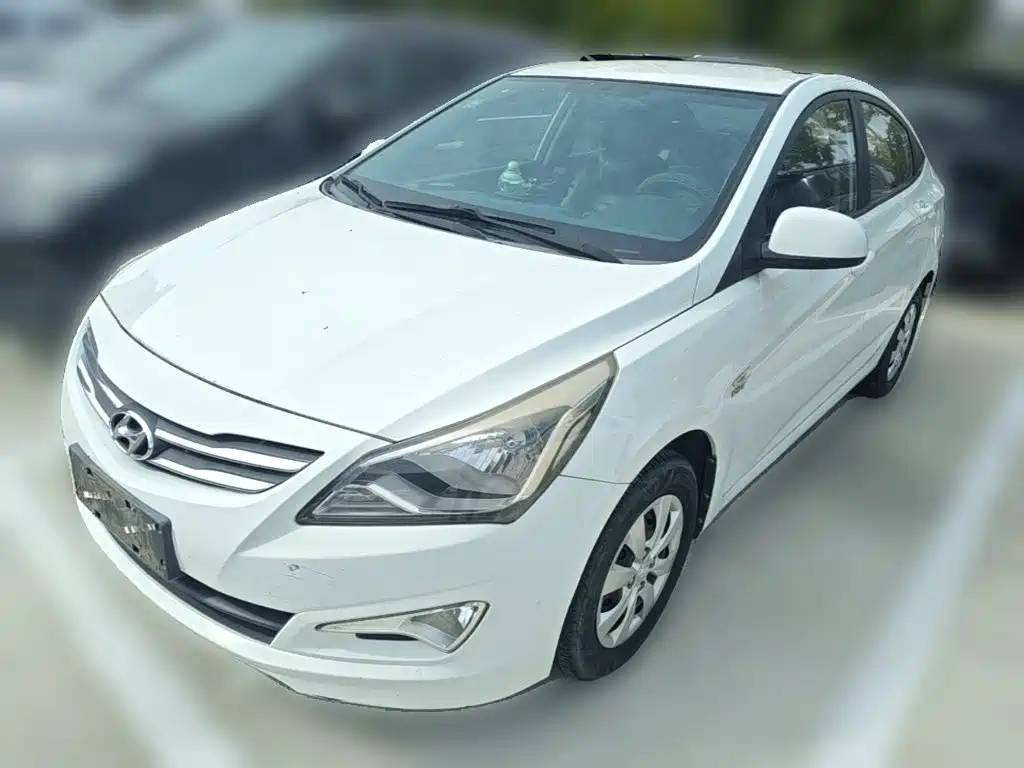 Hyundai Verna — миниатюра 3