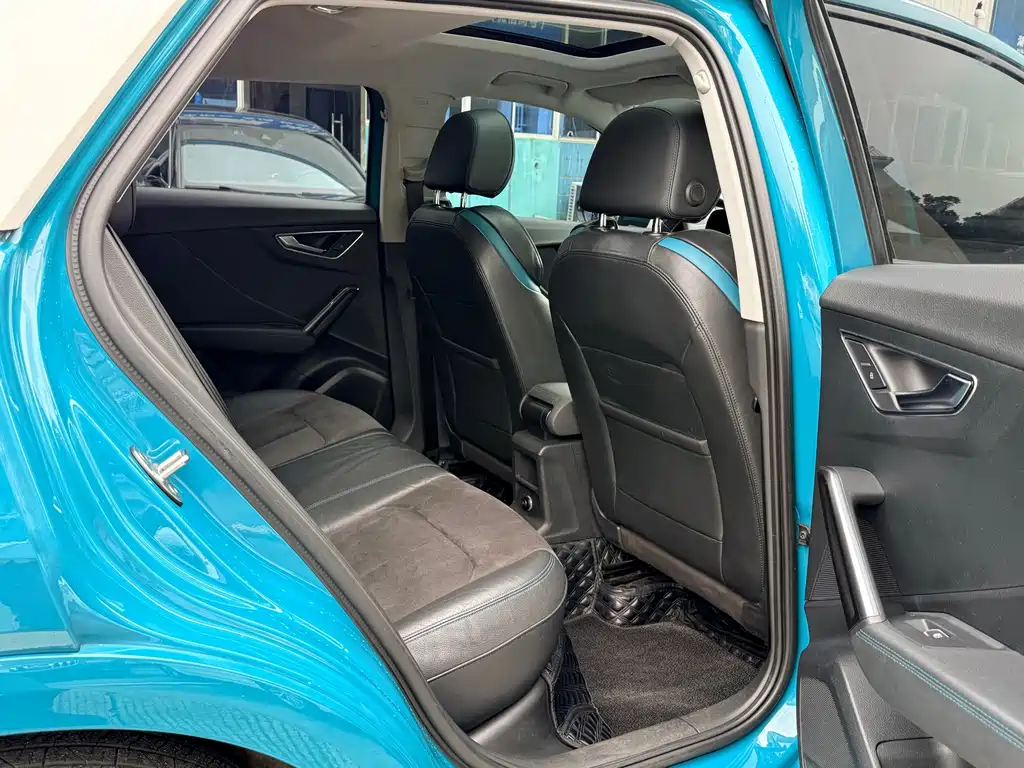 Audi Q2L — миниатюра 9