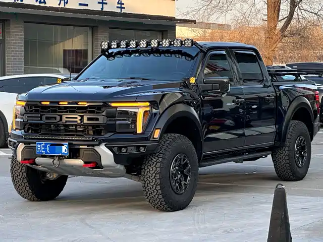 ford f-150-raptor