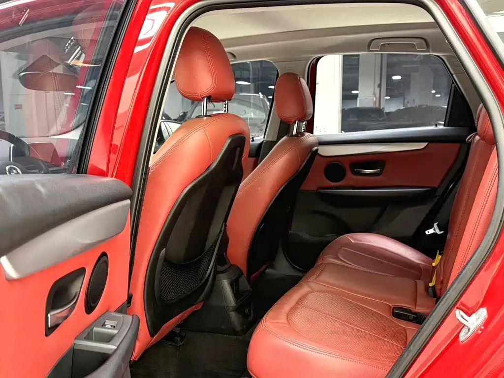 BMW 2 SERIES STATION WAGON