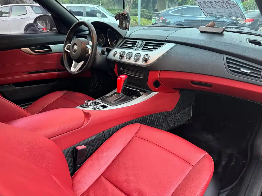 BMW Z4 — миниатюра 9