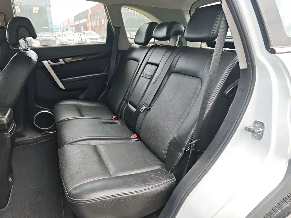 Chevrolet Captiva — миниатюра 17