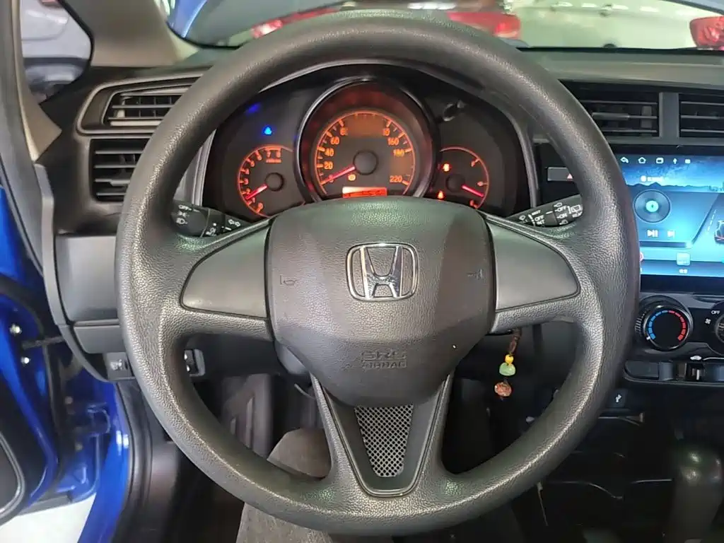 Honda Fit — миниатюра 11