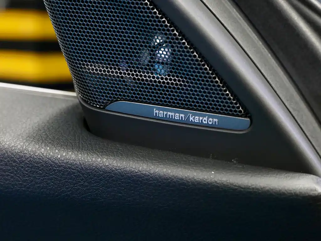 BMW 3 Series GT 328i xDrive Design Package Type, фото 15