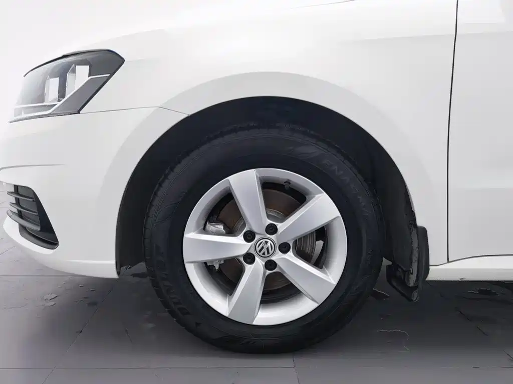 Volkswagen Lavida — миниатюра 17