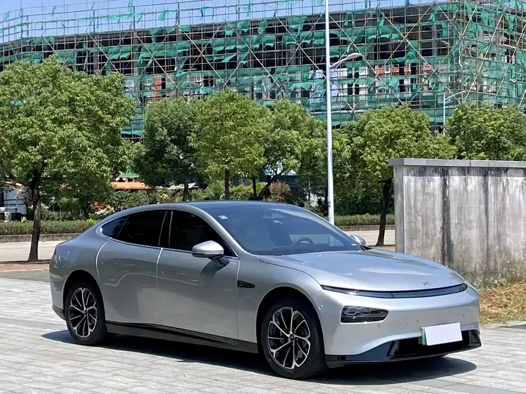 XPeng P7 — миниатюра 6