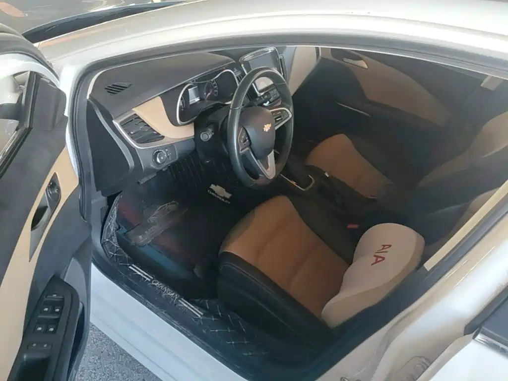 Chevrolet Monza — миниатюра 16