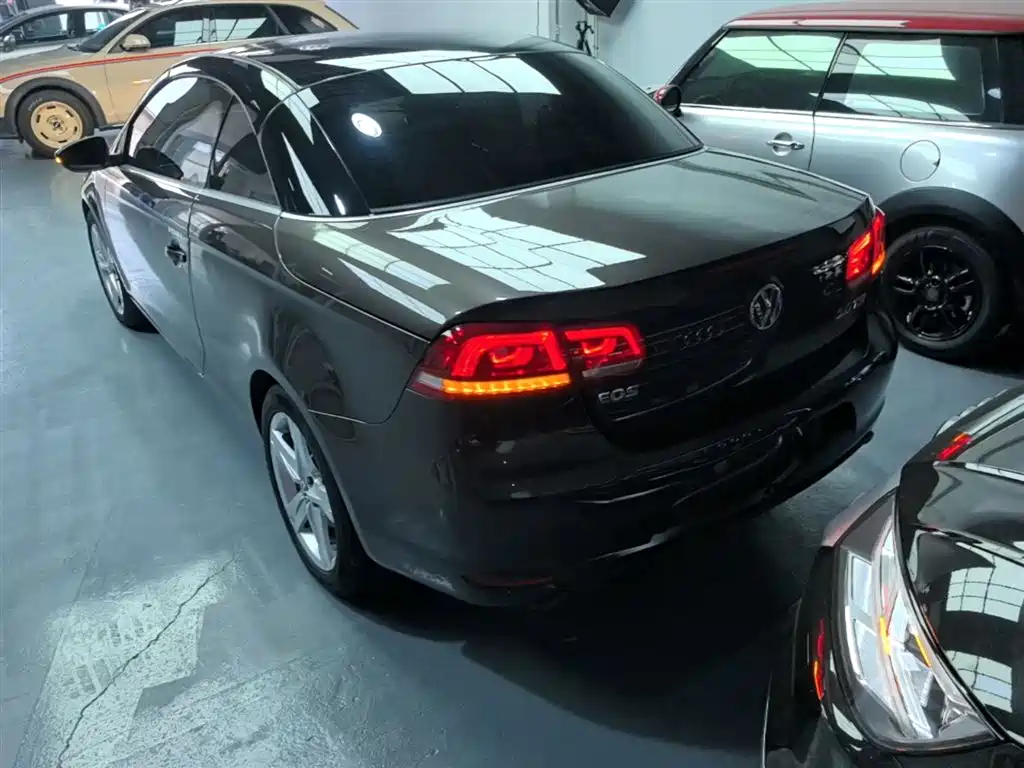 Volkswagen Eos — миниатюра 5