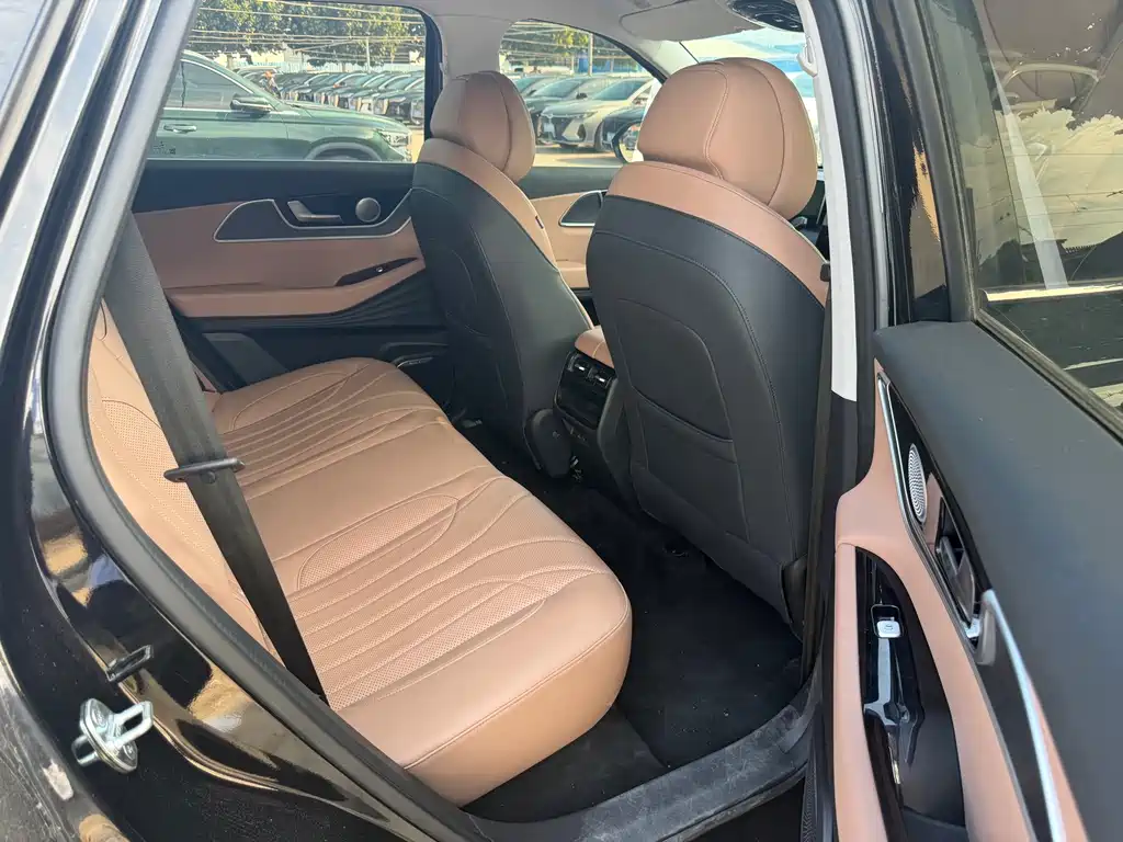 Chery Tiggo 8L — миниатюра 13