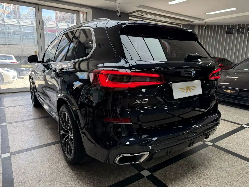 BMW X5 (Import) — миниатюра 4