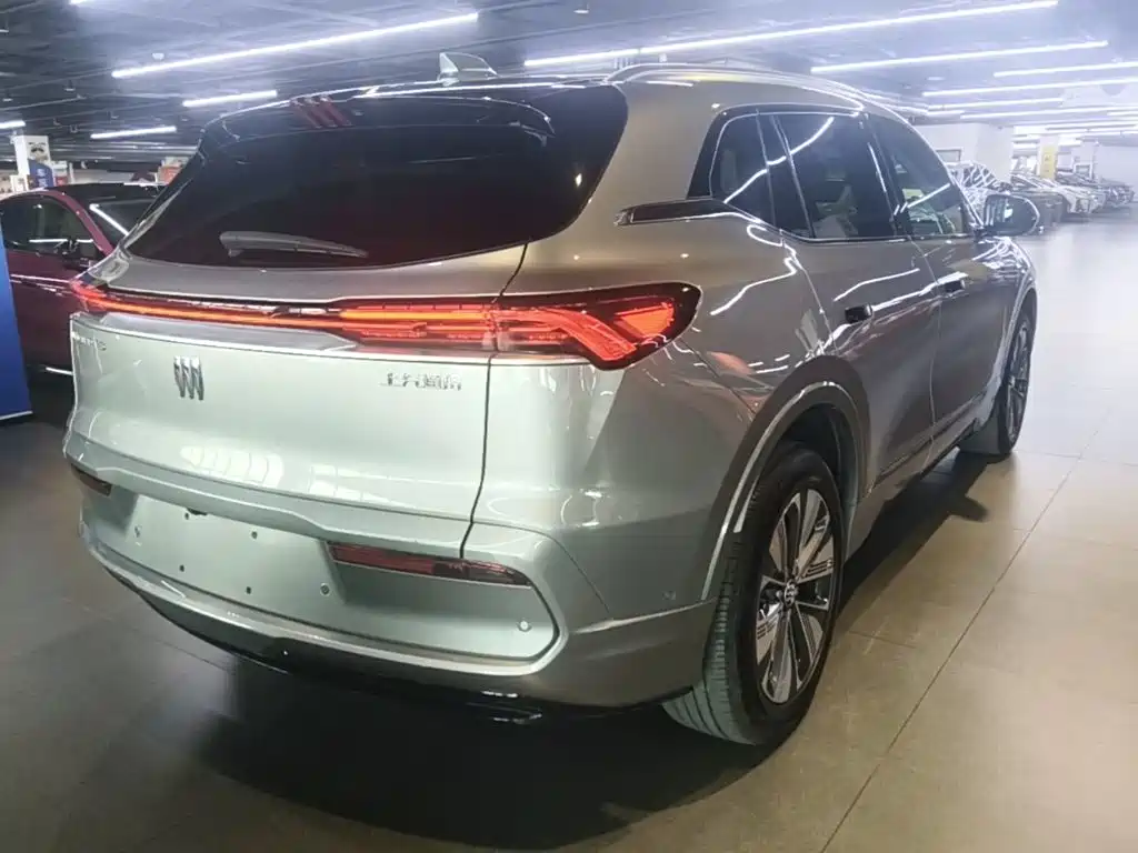 Buick E5 — миниатюра 7