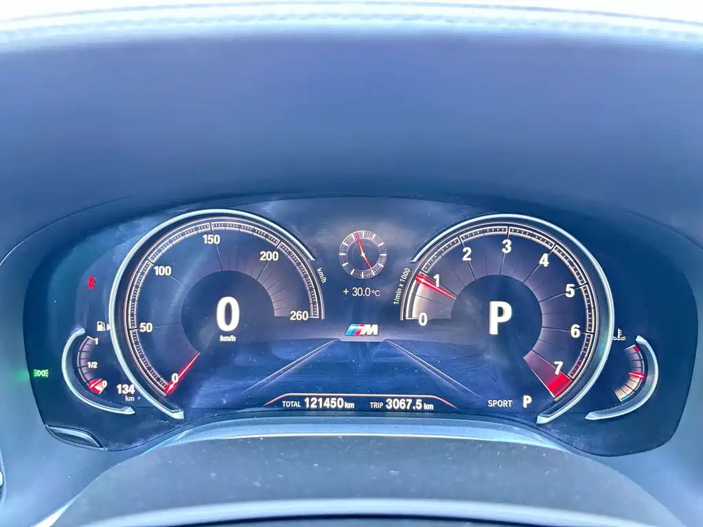 BMW 7 Series — миниатюра 7