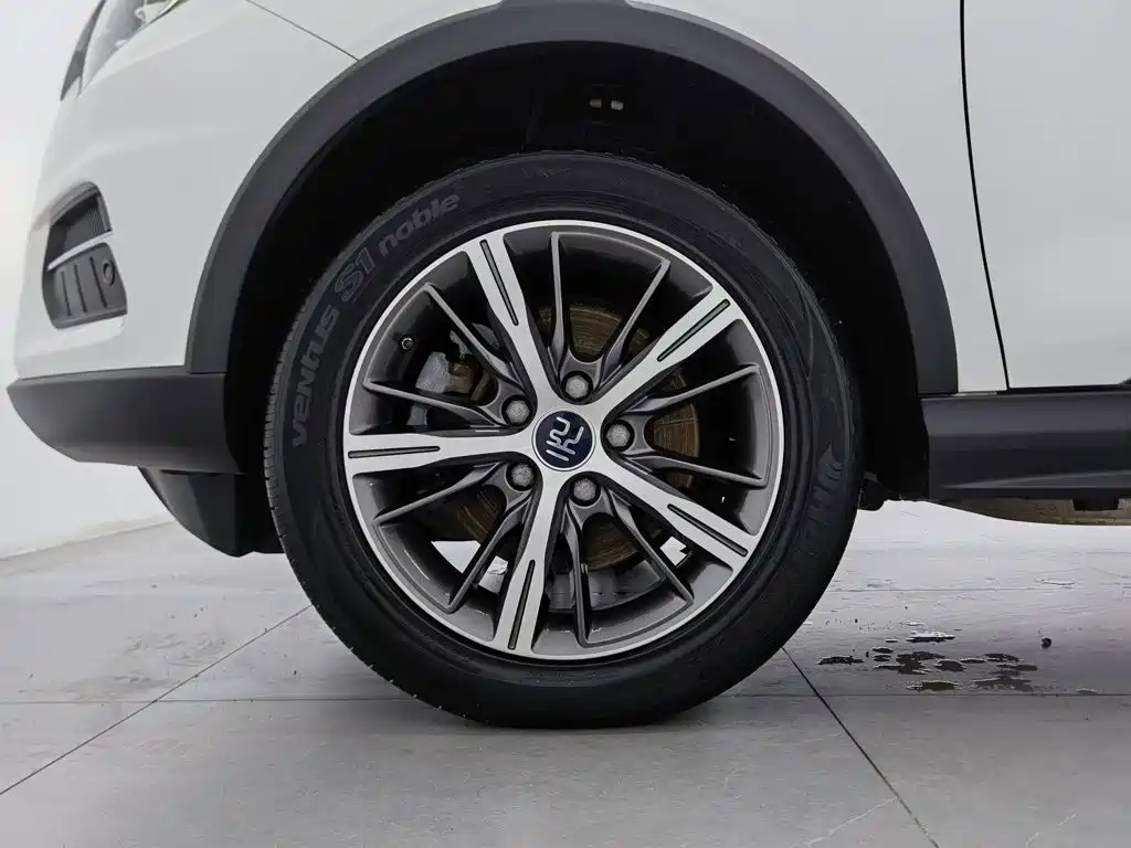 BYD Yuan EV — миниатюра 17