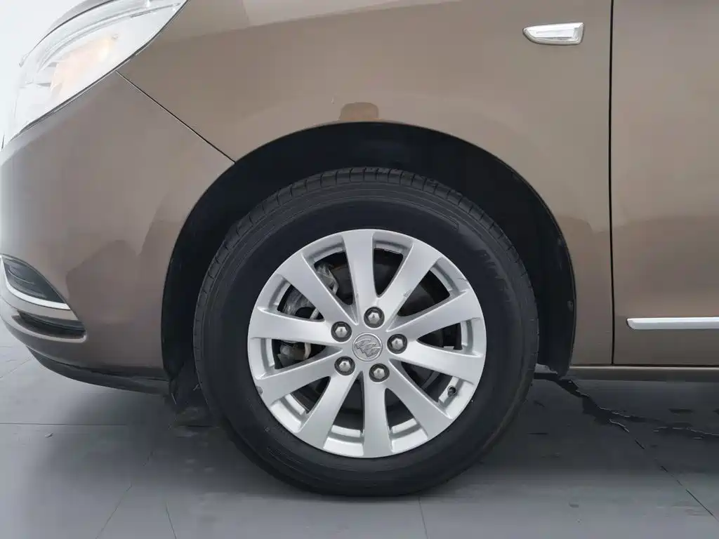 Buick GL8 — миниатюра 17