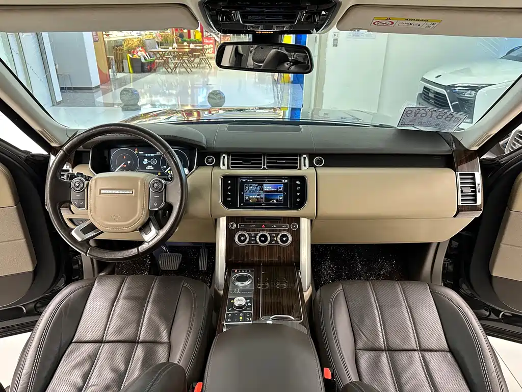 Land Rover Range Rover — миниатюра 23