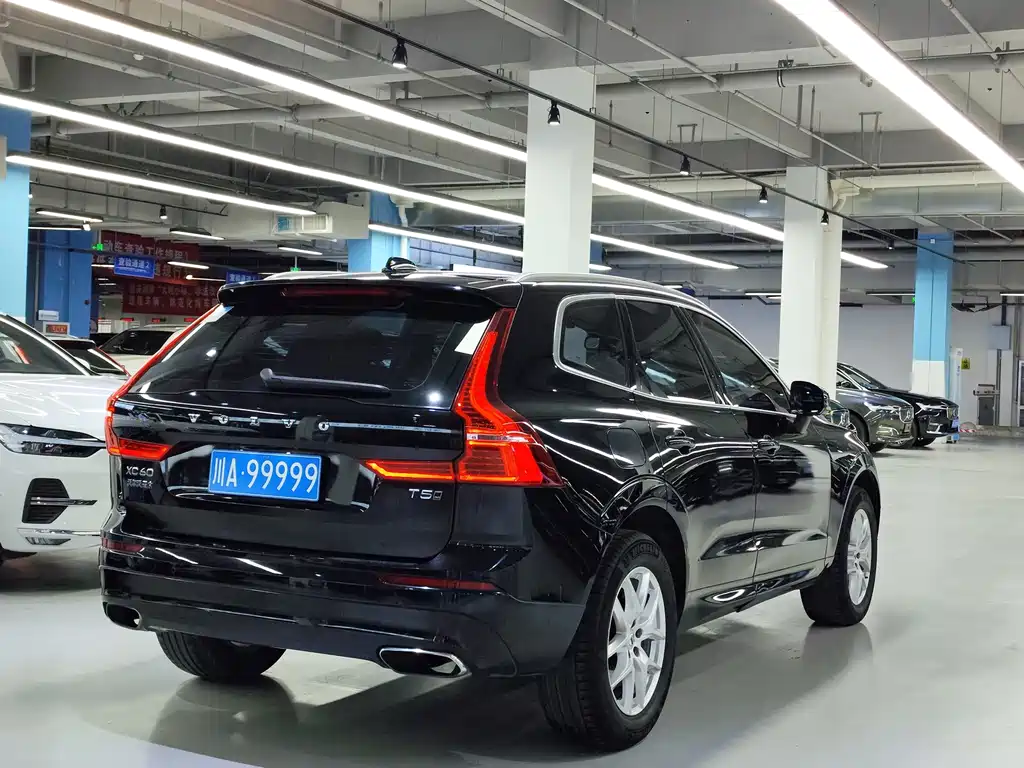 Volvo XC60 — миниатюра 10