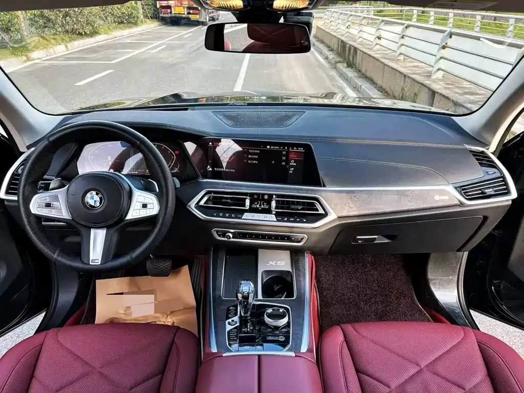 BMW X5 — миниатюра 8