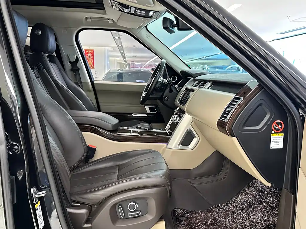 Land Rover Range Rover — миниатюра 13