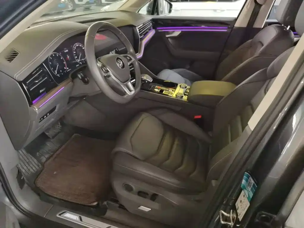 Volkswagen Touareg — миниатюра 15