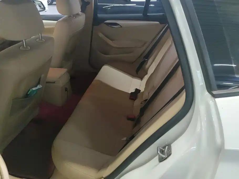 BMW X1 (Import) — миниатюра 11
