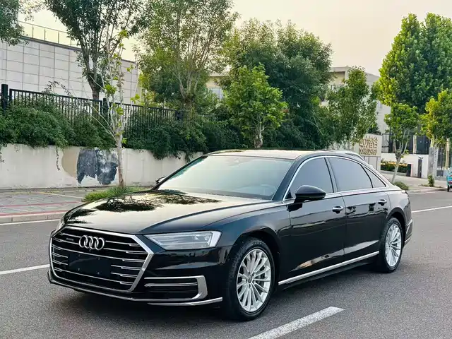 Audi A 8 2018 A 8 L 55 TFSI quattro Elite — фото 1