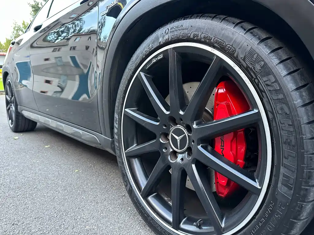Mercedes-Benz GLA AMG — миниатюра 14