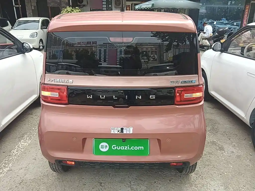 Wuling MINIEV — миниатюра 6