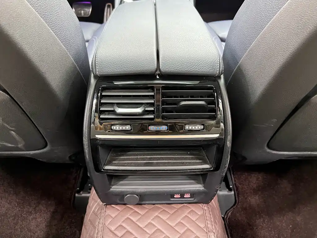 BMW 5 Series (Import) — миниатюра 14