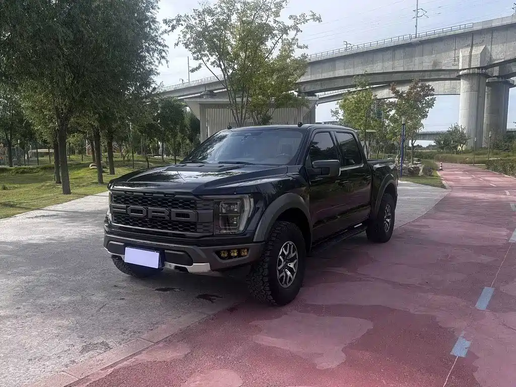 Ford F-150 Raptor