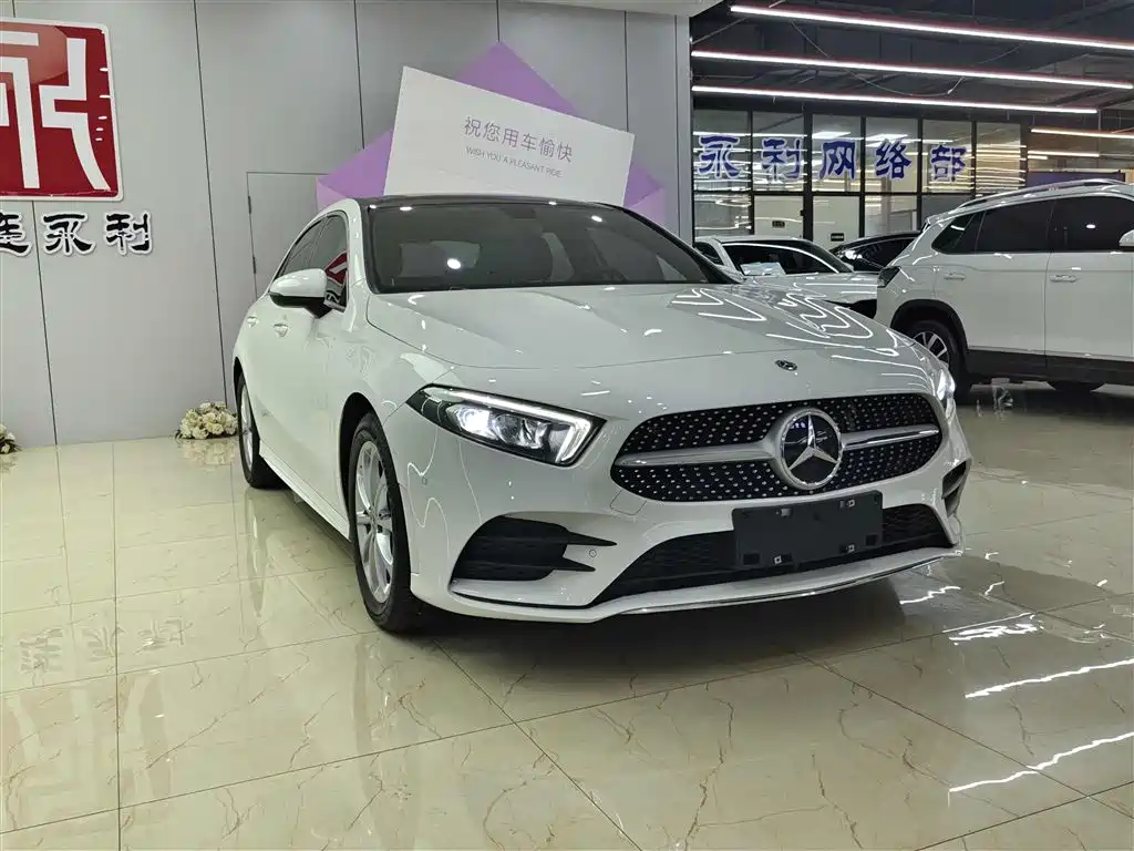 MERCEDES-BENZ A CLASS