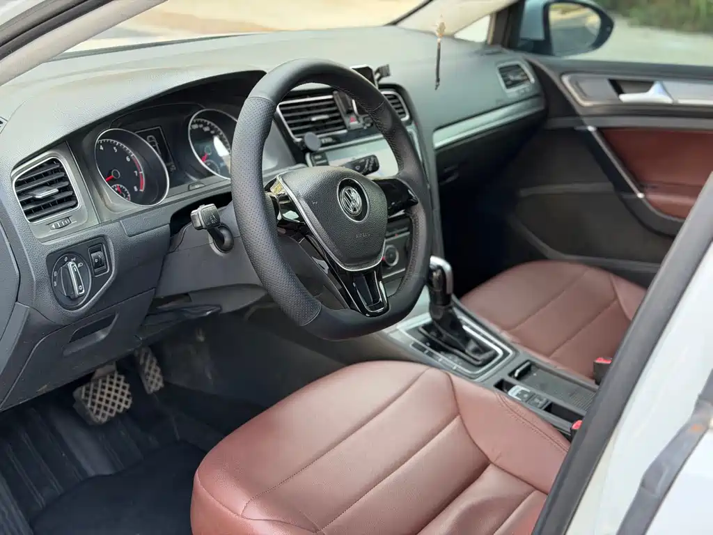 Volkswagen Golf — миниатюра 4