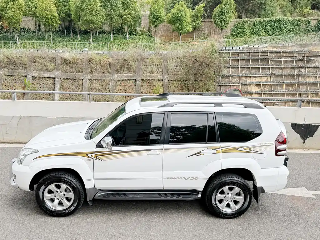 Toyota Land Cruiser Prado 2006 4.0L AT VX