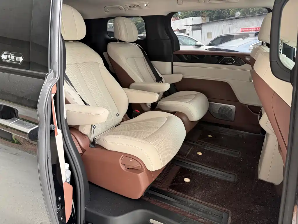 BYD Xia — миниатюра 5