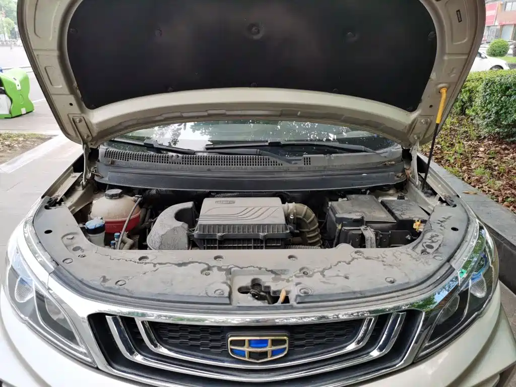Geely Vision X3 — миниатюра 11