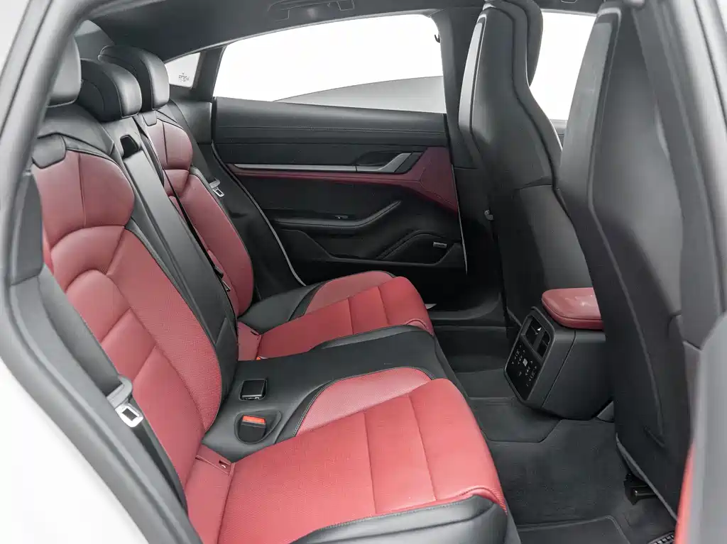 Porsche Taycan — миниатюра 16