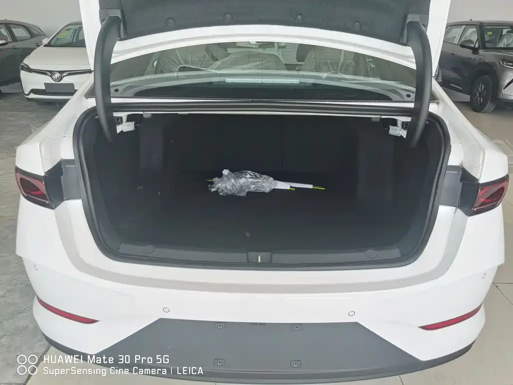 BYD Qin Plus PLUS 2026 DM-i 128KM