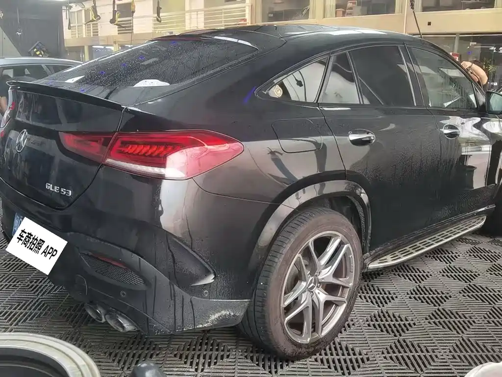 Mercedes-Benz GLE Coupe AMG — миниатюра 9