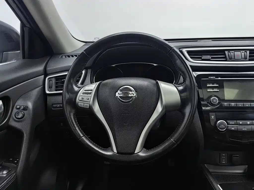 Nissan X-Trail — миниатюра 11