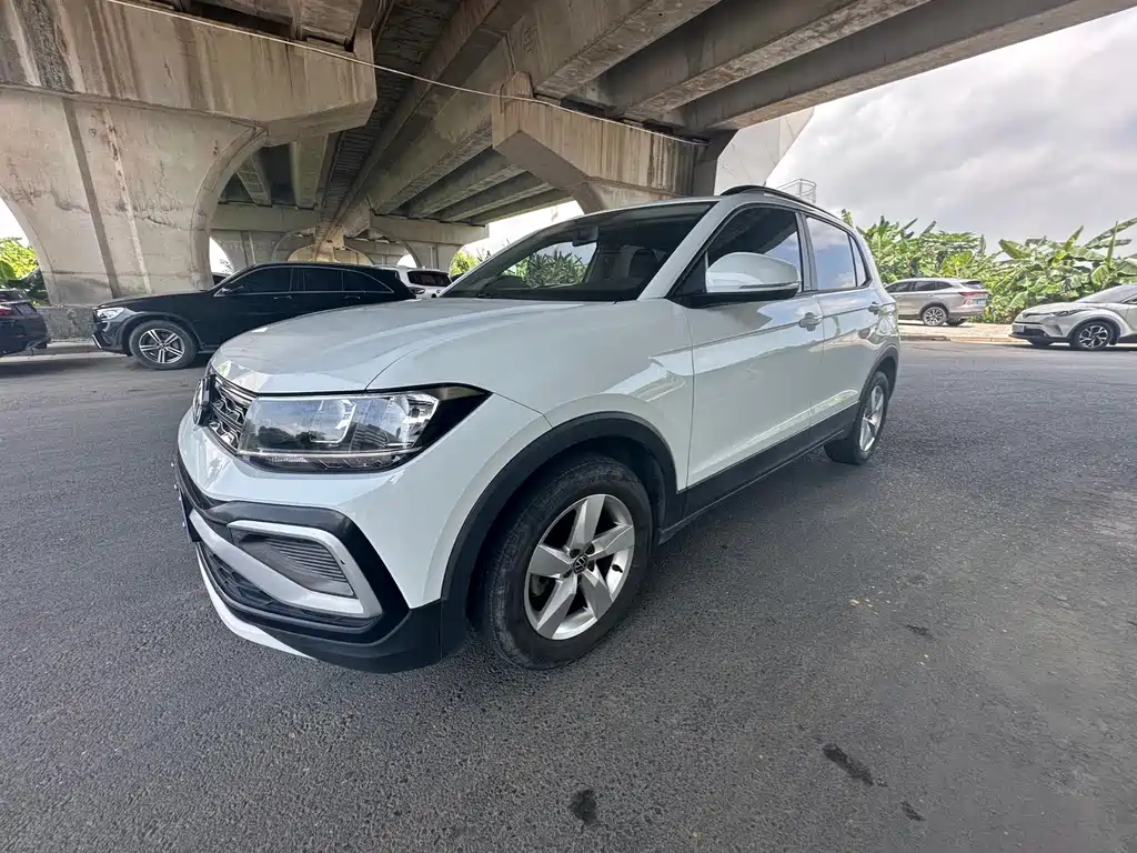 Купить Volkswagen T-Cross