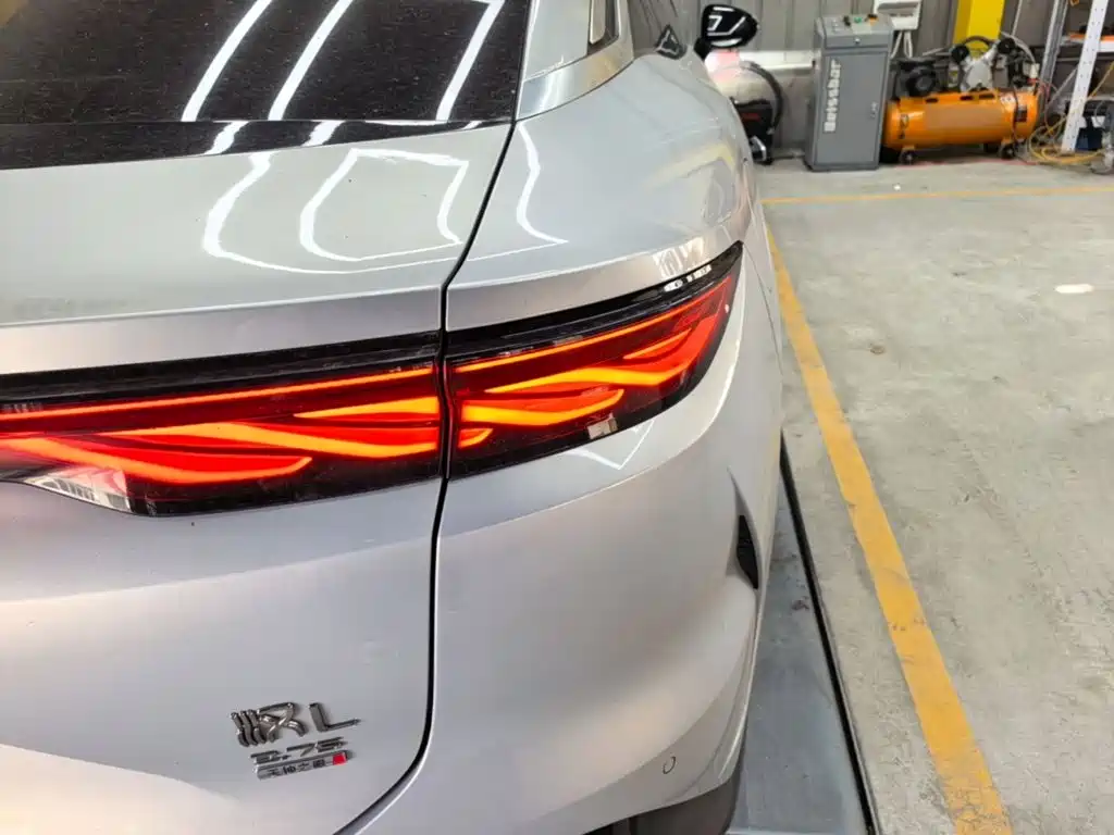 BYD Han L — миниатюра 8