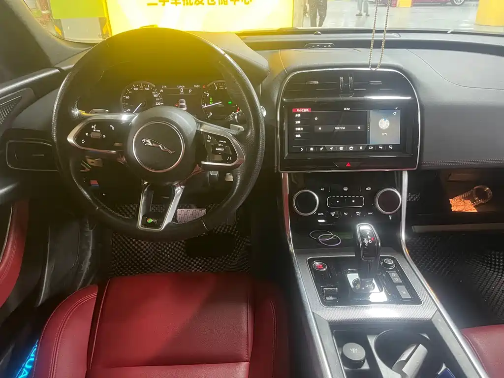Jaguar XEL — миниатюра 6