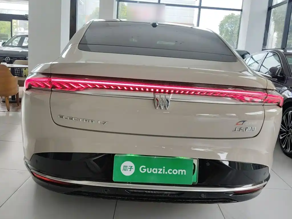 Buick L7