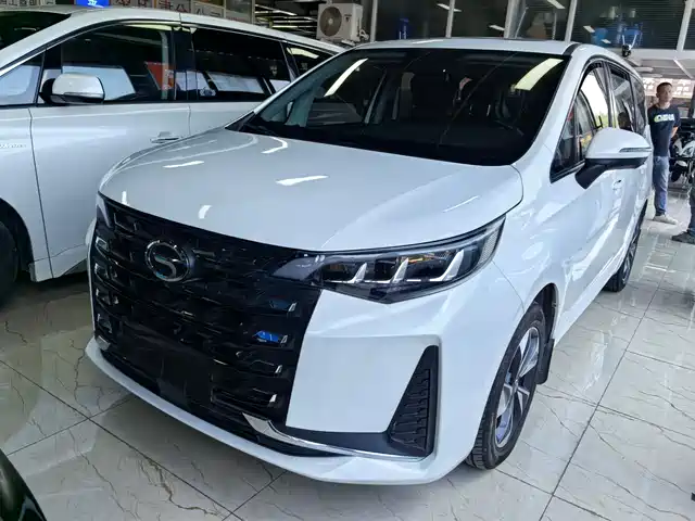 GAC TRUMPCHI M6 2021