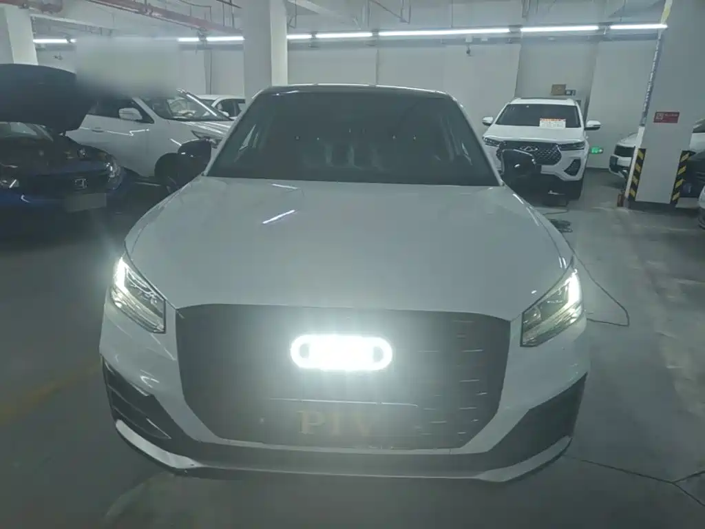 Audi Q2L — миниатюра 3