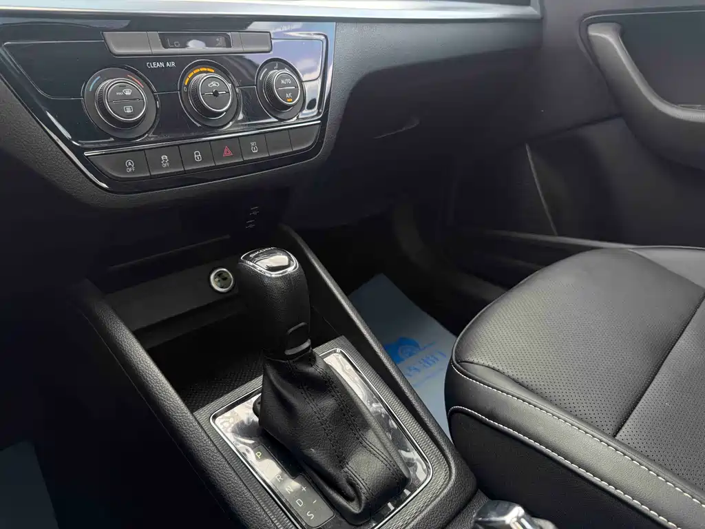 Skoda Kamiq Facelift 1.5L Auto Comfort Enjoy Edition, фото 13