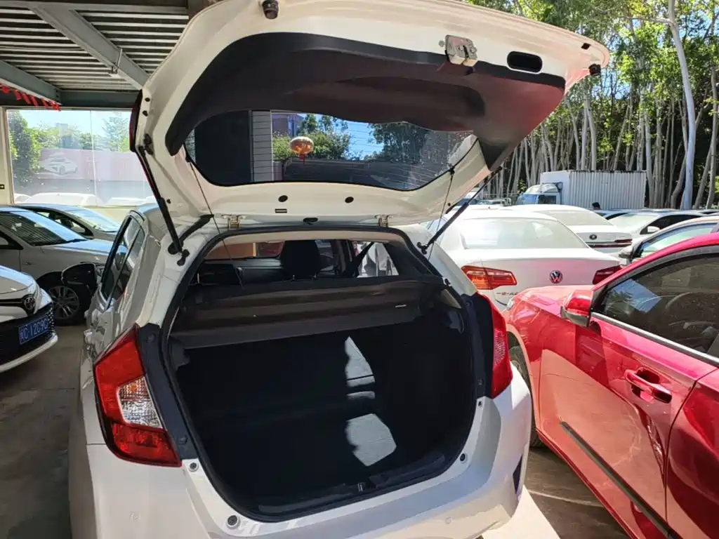 Honda Fit — миниатюра 19