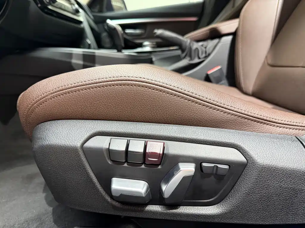 BMW 3 Series — миниатюра 14