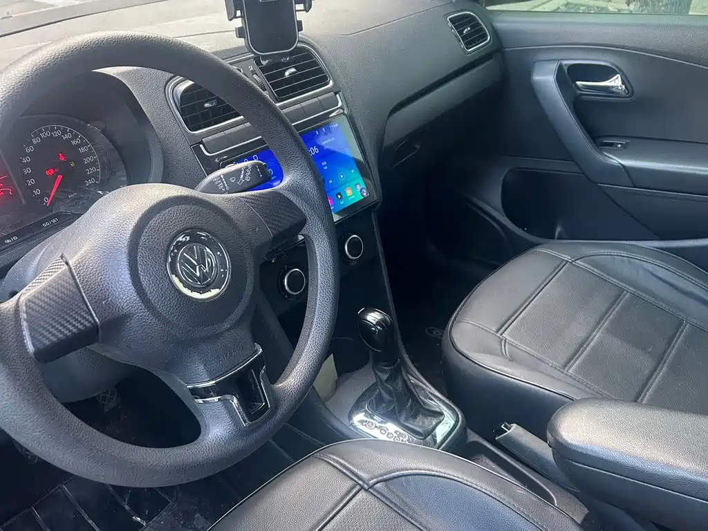 Volkswagen Polo — миниатюра 2