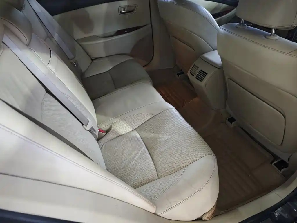 Lexus ES — миниатюра 7