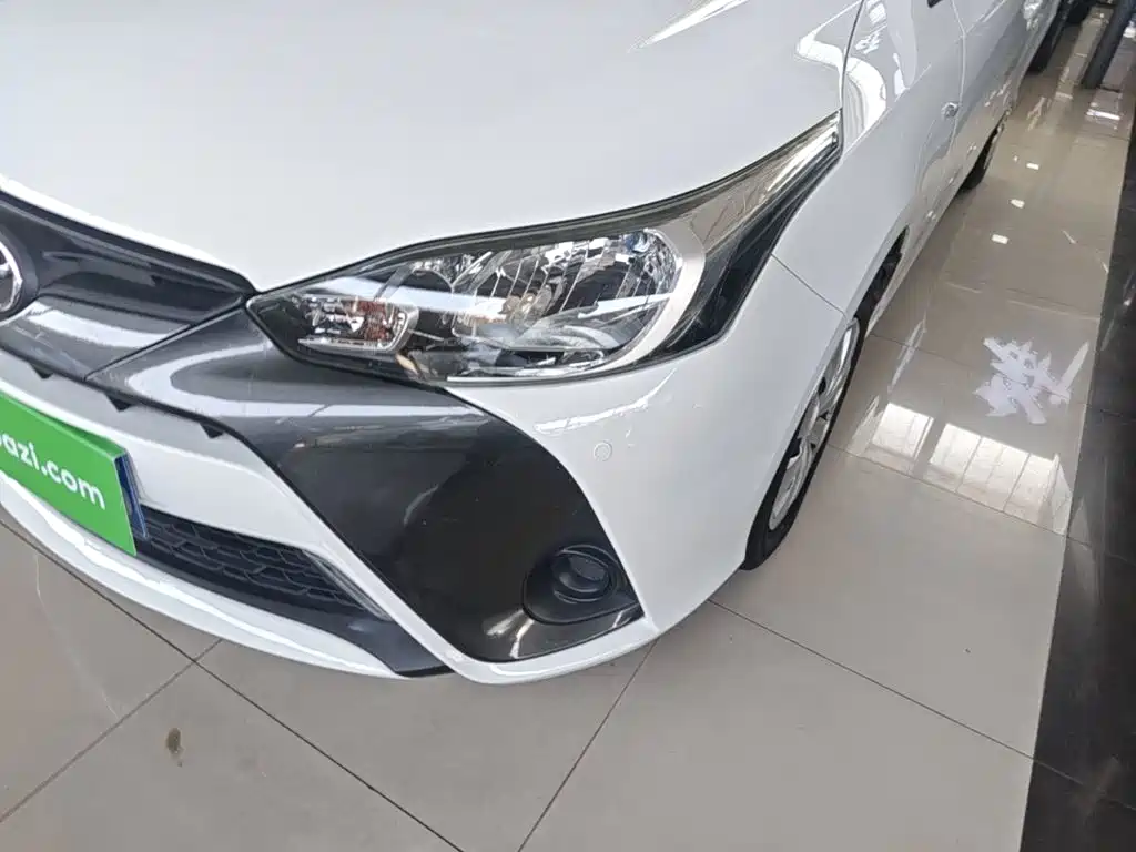 Toyota Yaris L — миниатюра 24